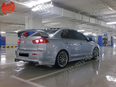 Стеклопл.Юбка заднего бампера Zodiak var№2 Lancer X (двойной выхлоп)